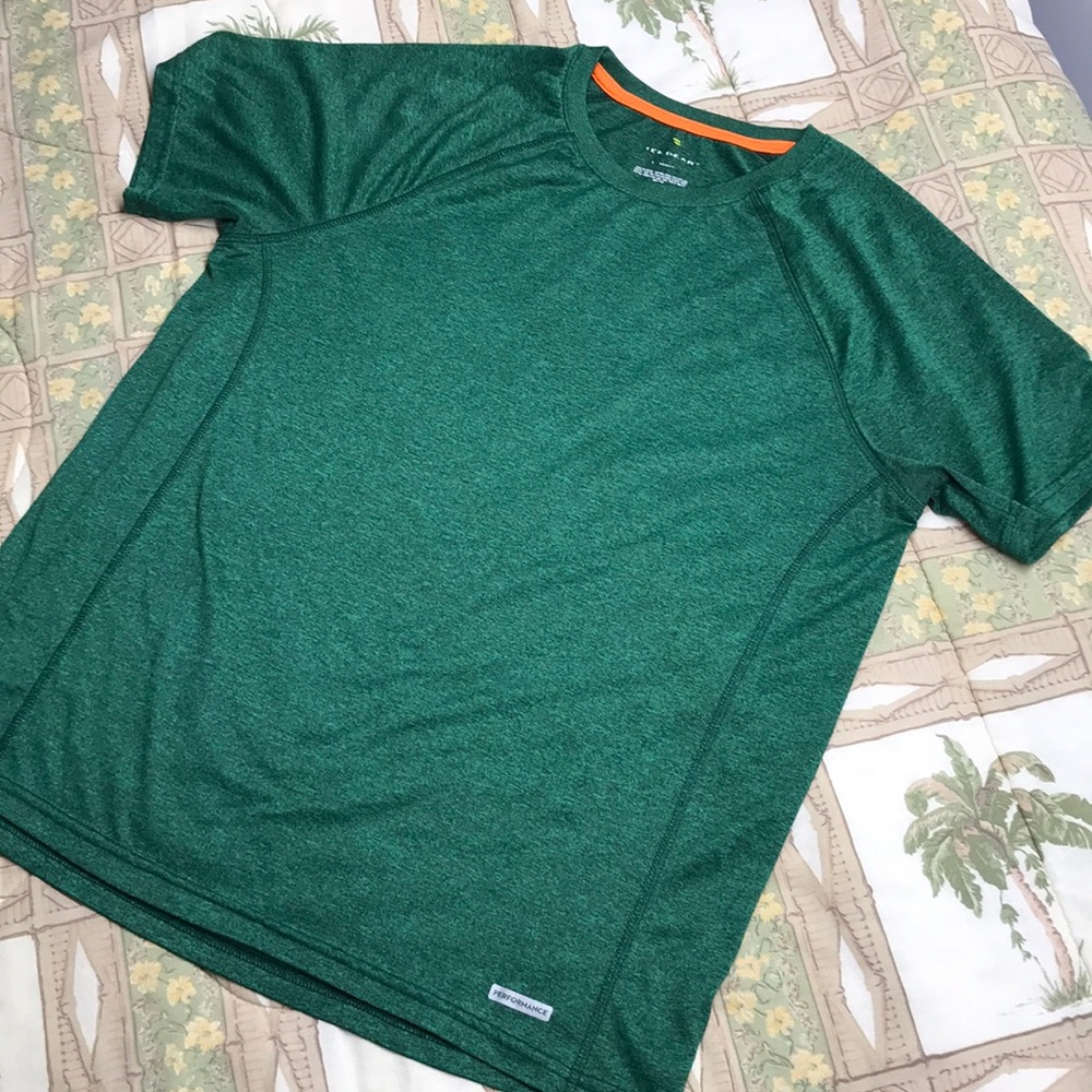 Tek Gear Performance Short Sleeve Work Out Shirt